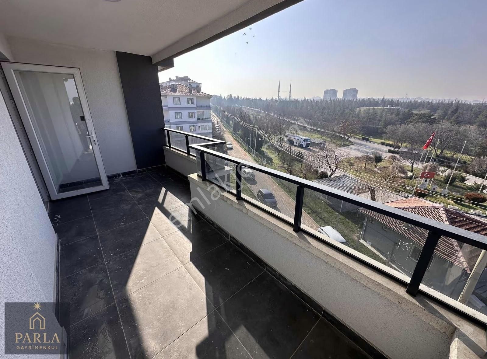 Parla Emlak'tan Sincan Tandoğan Mah. 3+1/125m2 Asansörlü Sıfır - Görsel 17