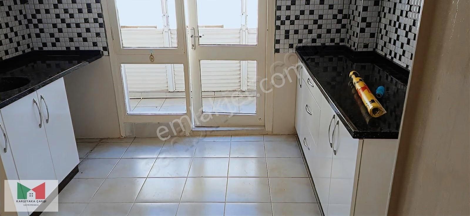 Karşıyaka Bahçeli Evler Mahallesi, Girne Cad.yakını 3+1 Satılık - Görsel 8