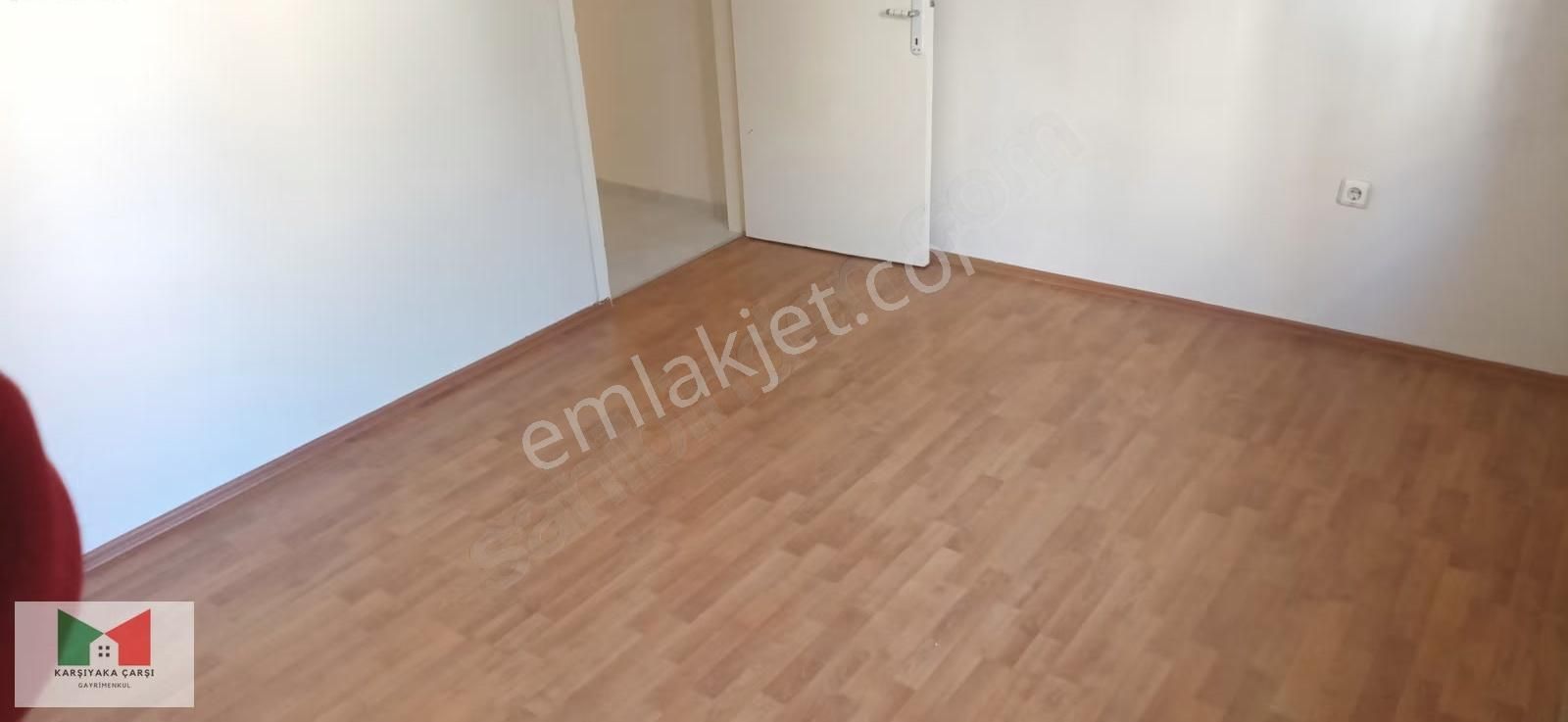 Karşıyaka Bahçeli Evler Mahallesi, Girne Cad.yakını 3+1 Satılık - Görsel 5