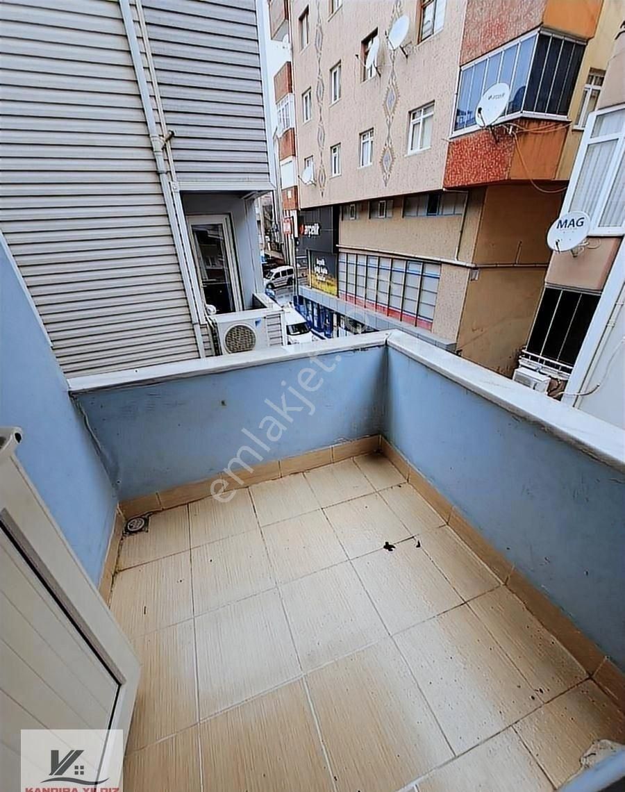 Çarşıya Yakın 2 + 1 Kombili 95 M2 Kiralık Bakımlı Arakat Daire - Görsel 6