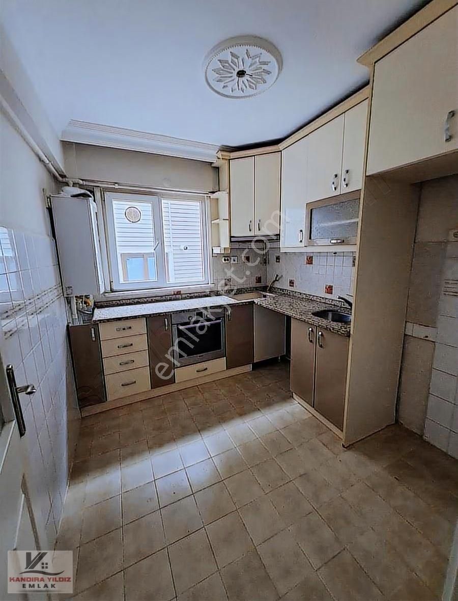 Çarşıya Yakın 2 + 1 Kombili 95 M2 Kiralık Bakımlı Arakat Daire - Görsel 5