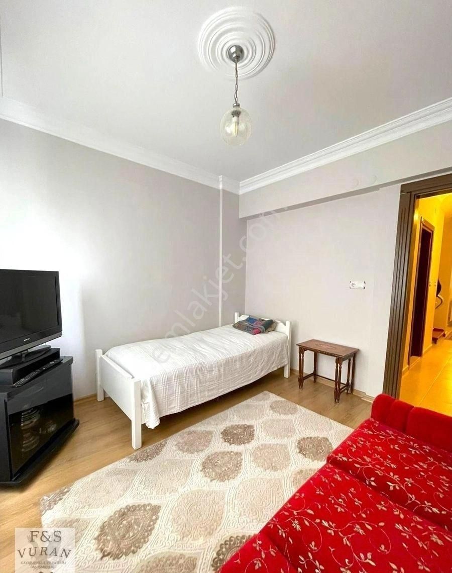 Adnan Menderes Mahallesinde Satılık 5+1 Dubleks Daire - Görsel 19