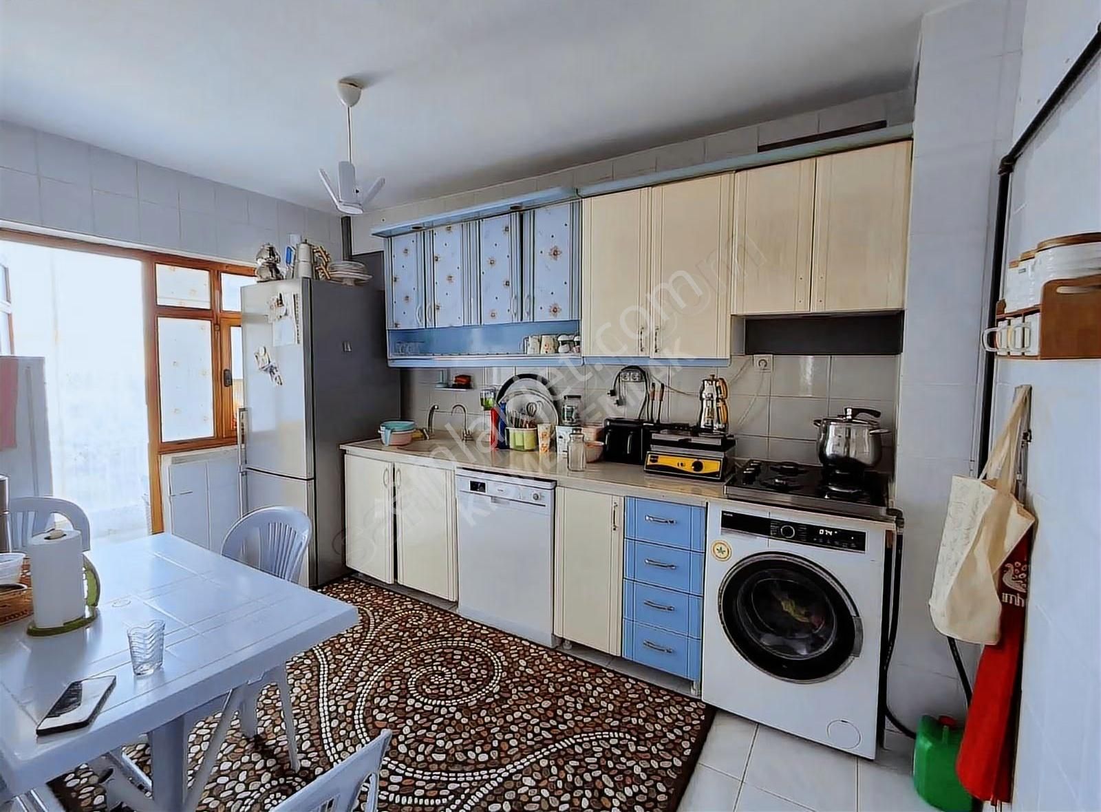 Kısmet Emlak'tan Atatürk Mahallesin'de 3+1 Daire