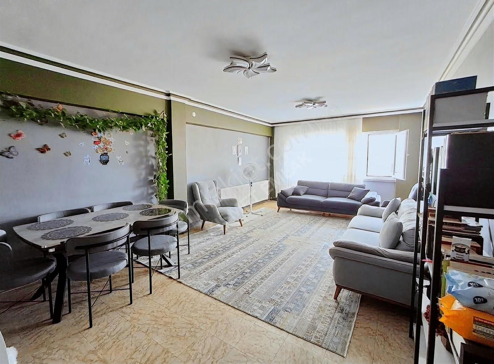 Kısmet Emlak'tan Atatürk Mahallesin'de 3+1 Daire - Görsel 5