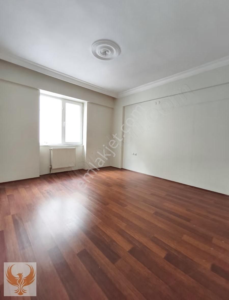 Anka'dan Yenidoğanda Harika Lokasyonda Tramvay Yanında Kiralık - Görsel 4