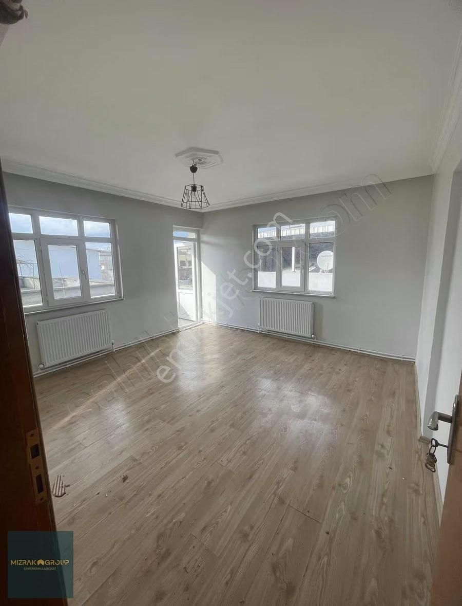 Merkezi Konumda 130 M2 Arakat Daire