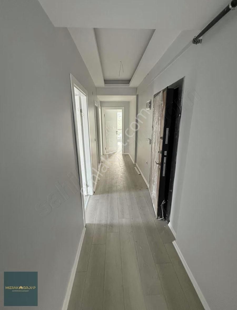 Arakat Önü Açık 2+1 Sıfır Daire Tek Bloklu Site - Görsel 2