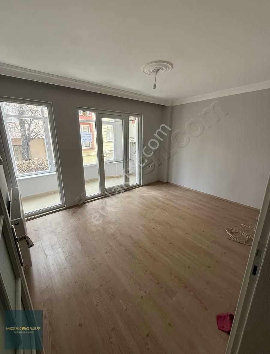 Soğukkuyu 1+1 Kiralık Yüksek Giriş Daıre - Görsel 8