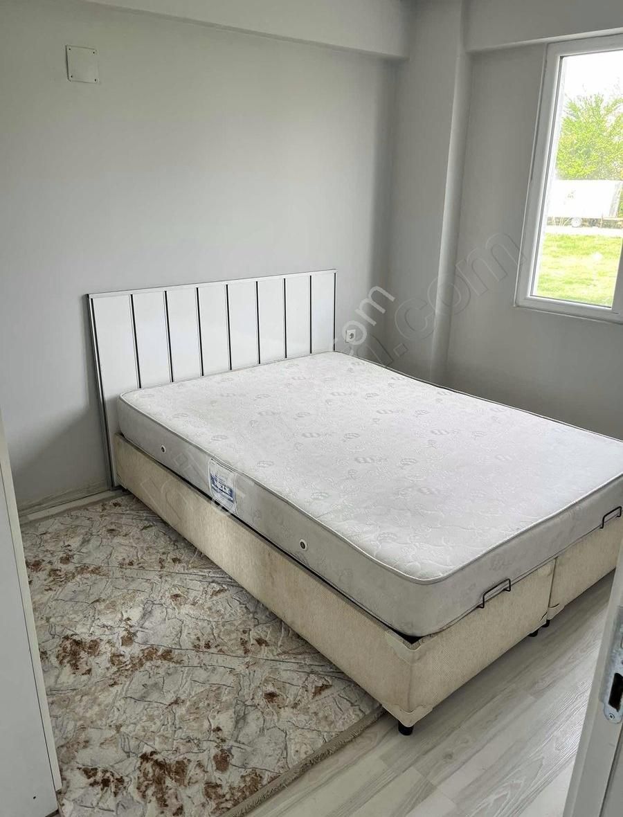 Banaz Merkezde 2+0 Sıfır Eşyalı Hazır Daire - Görsel 2