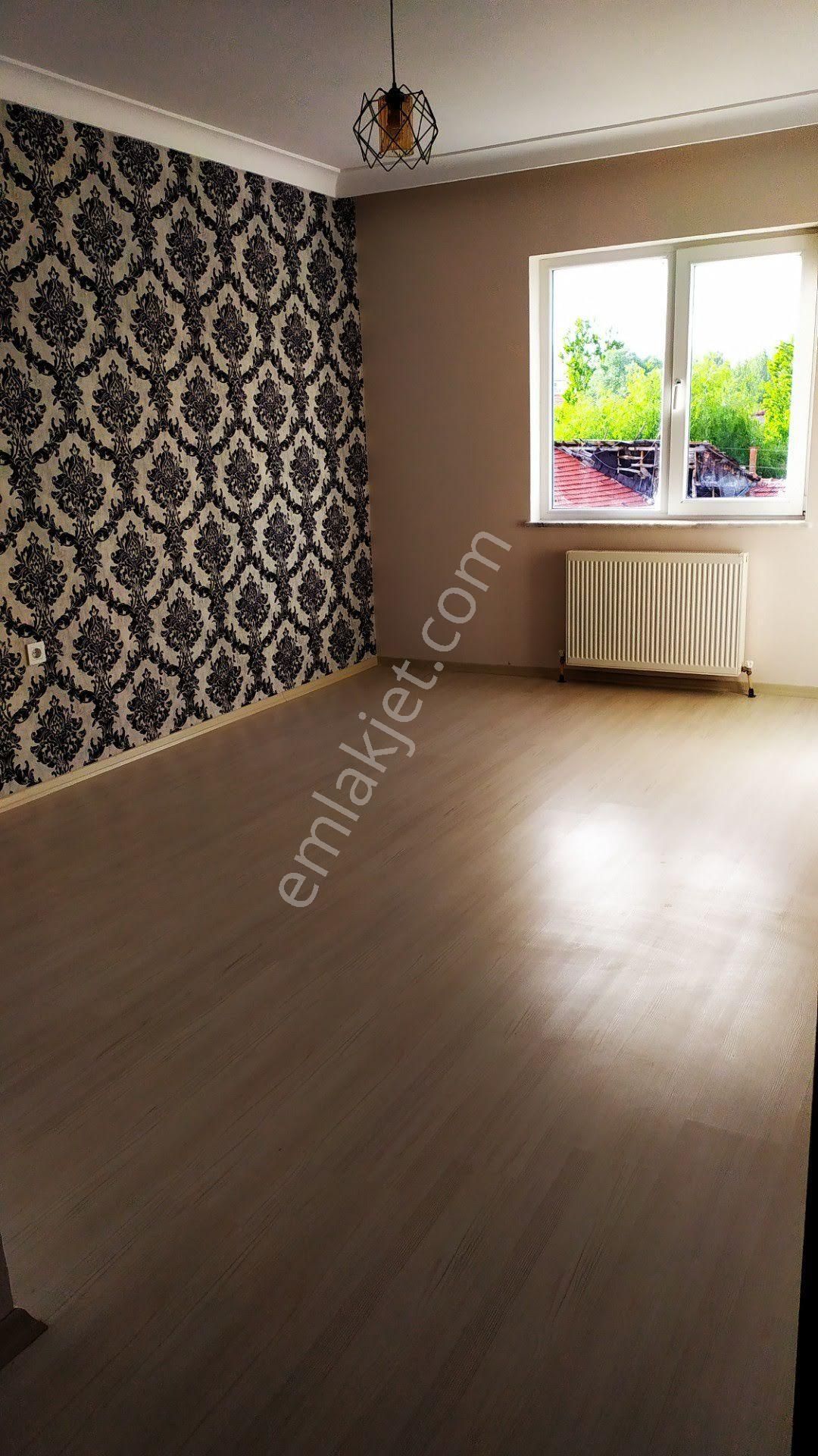 Sağlık Ocağı, Marketler,pazar, Otobüs Durağına 5 - Görsel 33