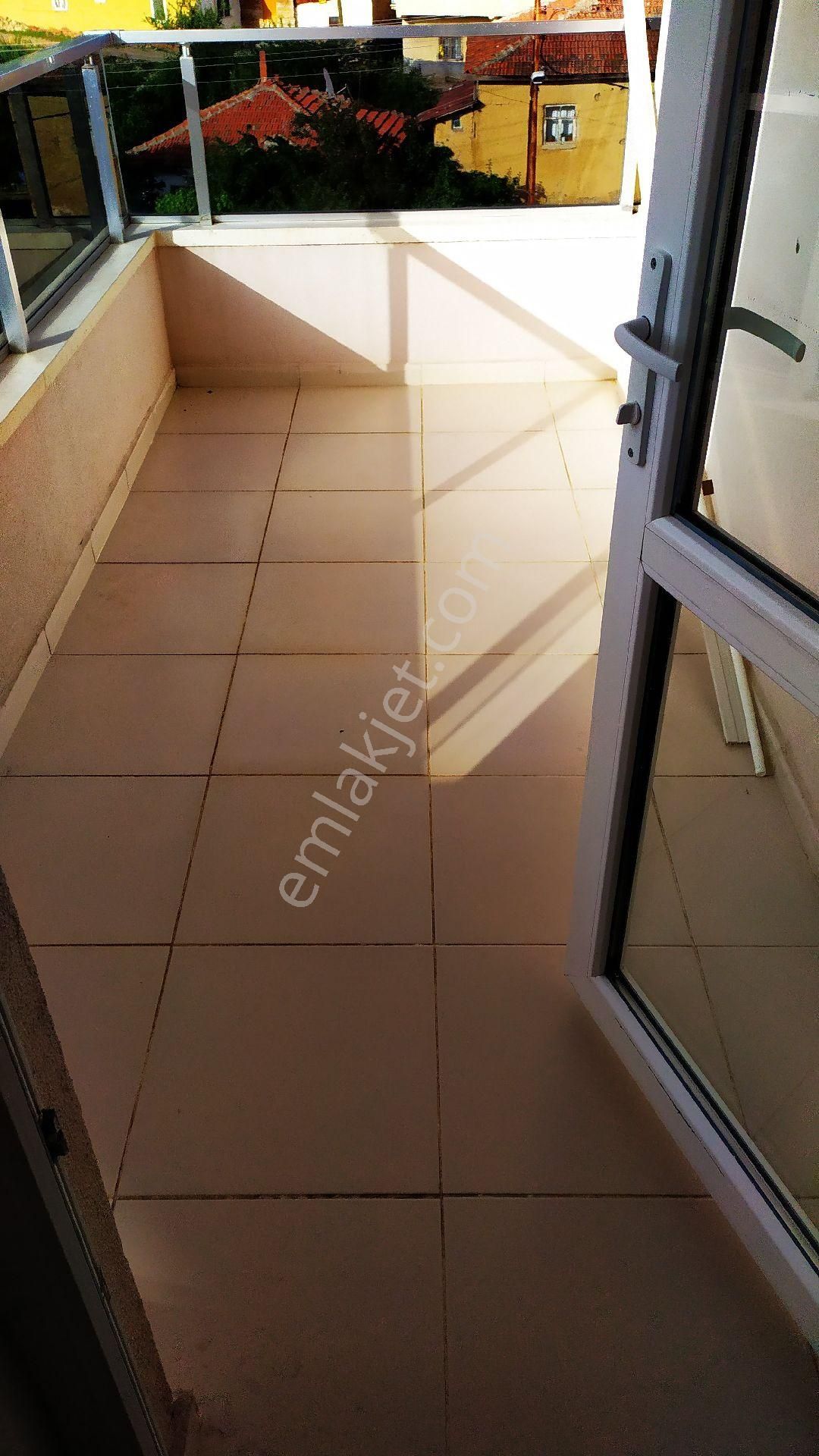 Sağlık Ocağı, Marketler,pazar, Otobüs Durağına 5 - Görsel 28