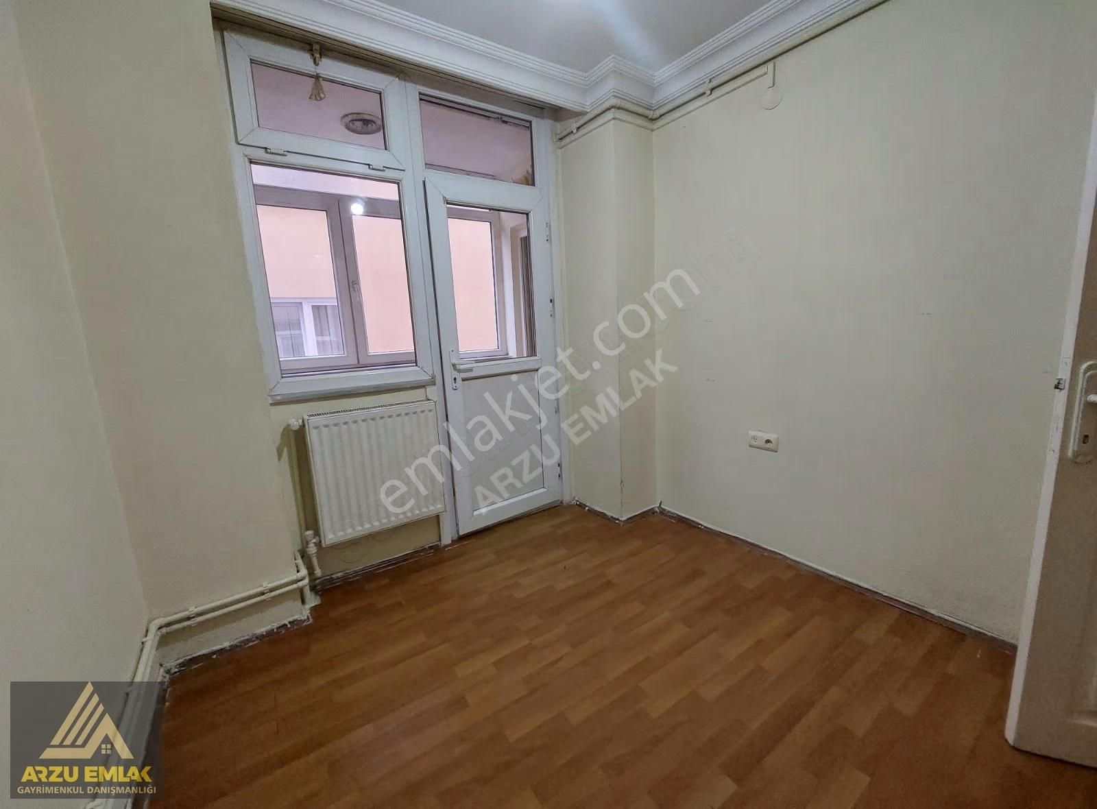 Arzu Emlaktan Gazi Mah Kiralık Kot1balkonlu Daire Okullara Yakın - Görsel 6