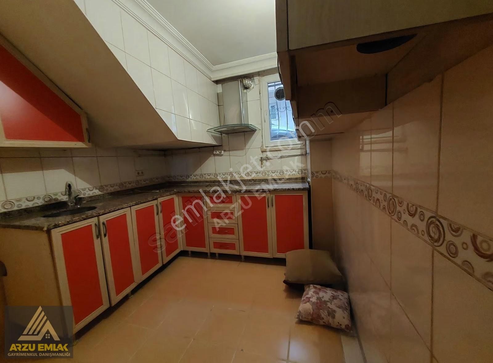 Arzu Emlaktan Gazi Mah Kiralık Kot1balkonlu Daire Okullara Yakın - Görsel 24