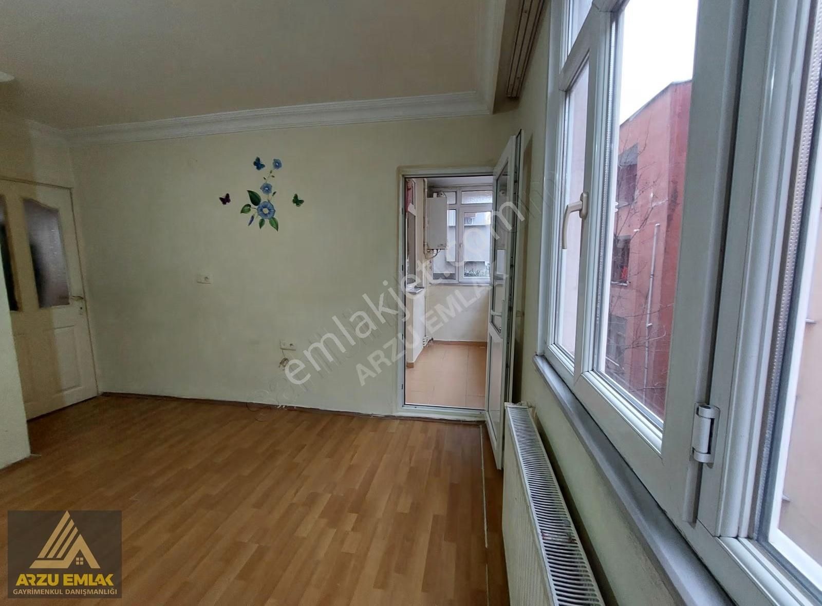 Arzu Emlaktan Gazi Mah Kiralık Kot1balkonlu Daire Okullara Yakın - Görsel 14