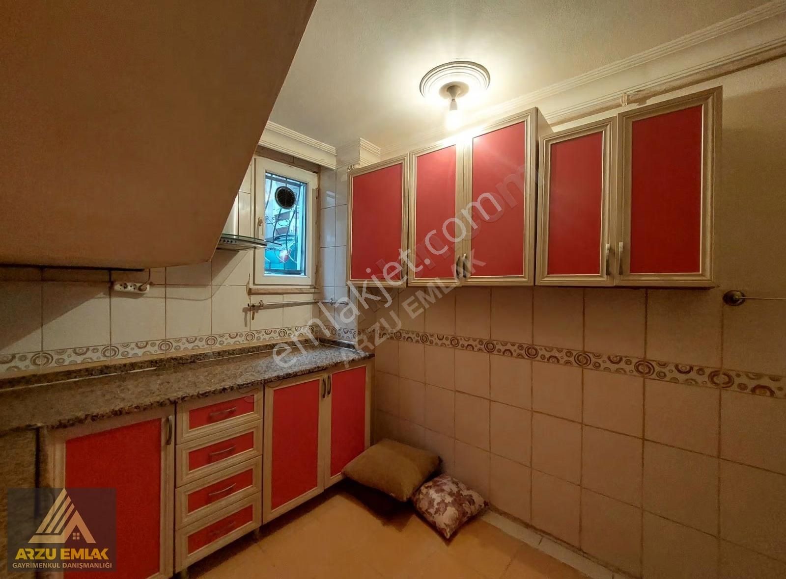 Arzu Emlaktan Gazi Mah Kiralık Kot1balkonlu Daire Okullara Yakın - Görsel 10