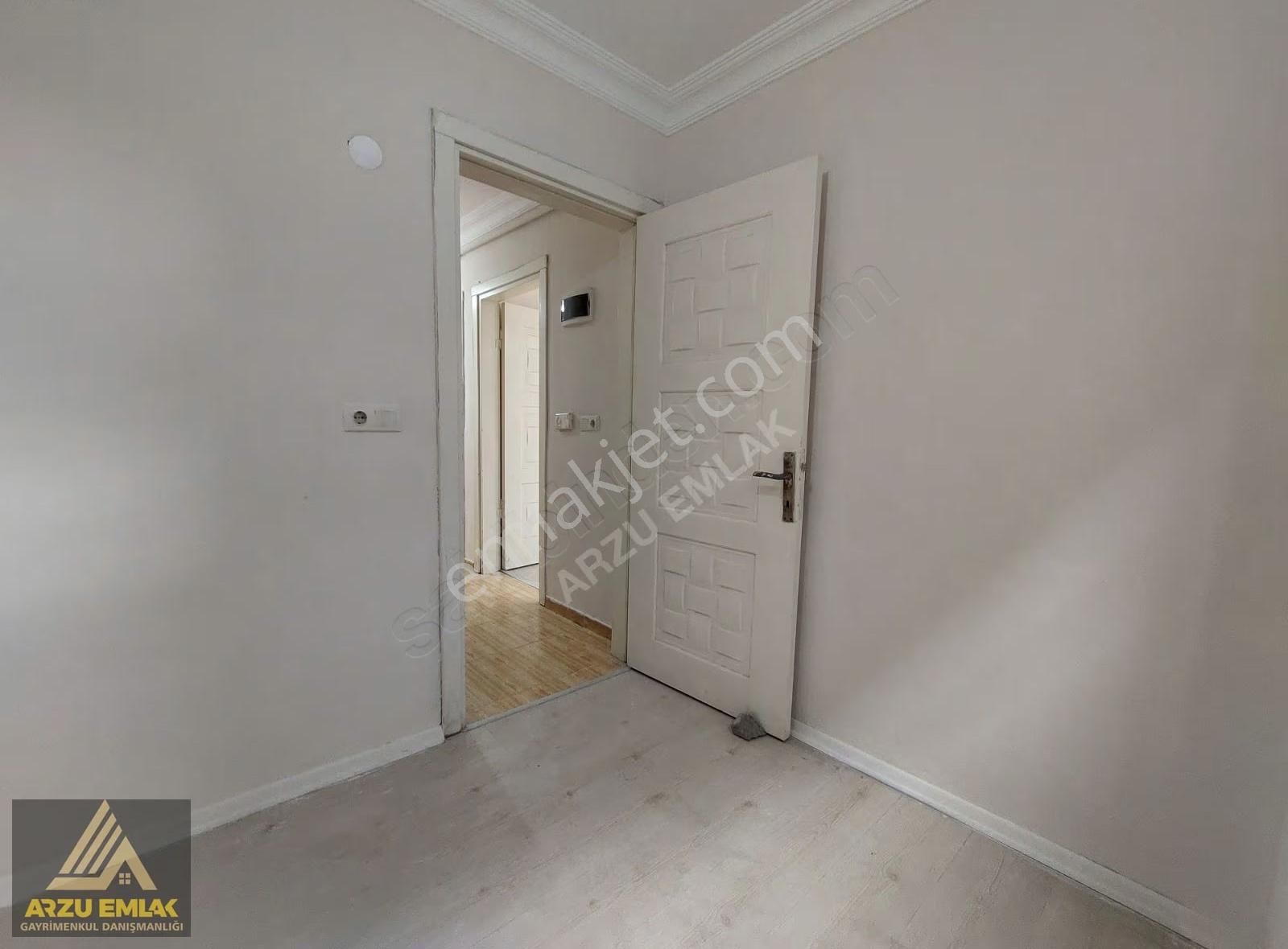 Arzu Emlaktan Zübeydehanım Mah Kiralık 2+1 Kot1 Daire - Görsel 16