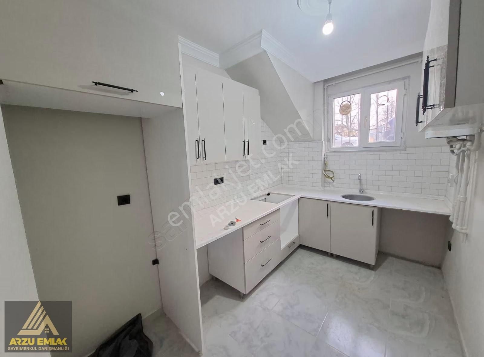 Arzu Emlaktan 75.yıl Mah İstiklal Okulu Yanı2+1 Satılık Bahçekat - Görsel 12