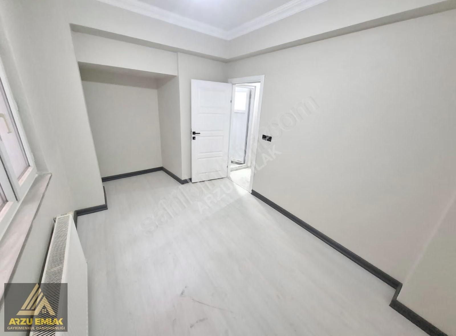 Arzu Emlaktan 75.yıl Mah İstiklal Okulu Yanı2+1 Satılık Bahçekat - Görsel 5