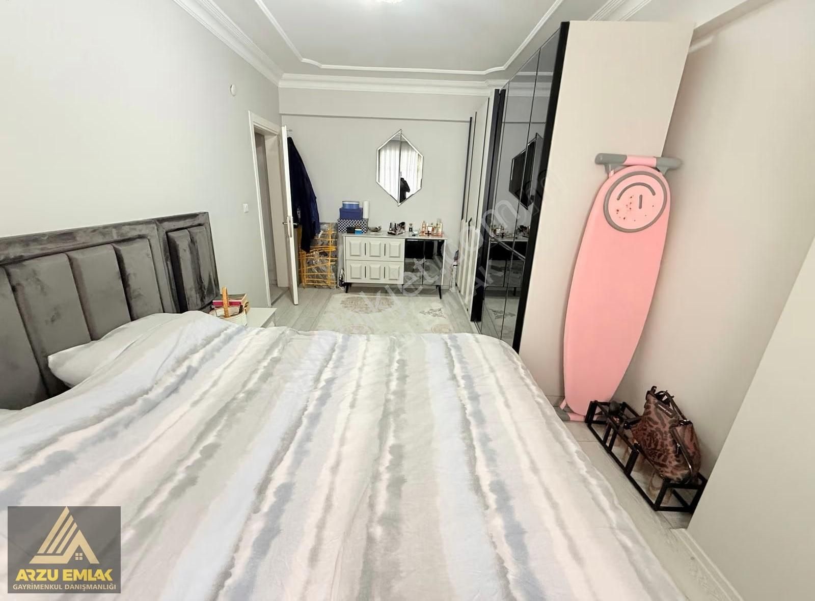 Arzu Emlak'tan Zübeyde Hanım Mah Satılık 110m² Masrafsız Ara Kat - Görsel 32