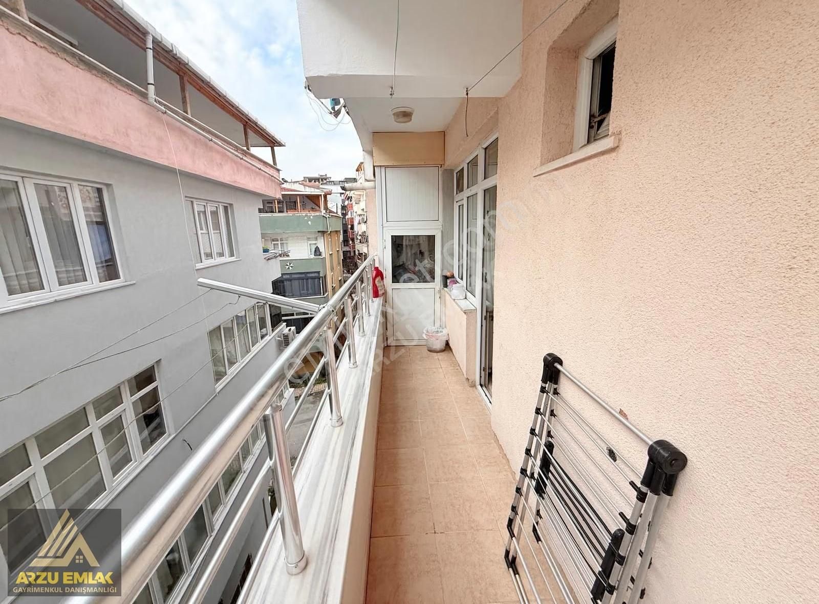 Arzu Emlak'tan Zübeyde Hanım Mah Satılık 110m² Masrafsız Ara Kat - Görsel 11