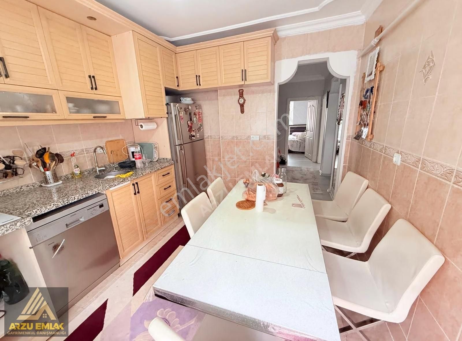 Arzu Emlak'tan Zübeyde Hanım Mah Satılık 110m² Masrafsız Ara Kat - Görsel 33