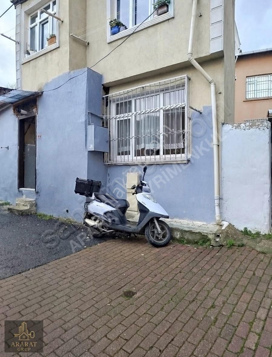 Ararat'tan Dervişali Mahallesi De Müstakil Ev Kiralık 1+1 Temiz