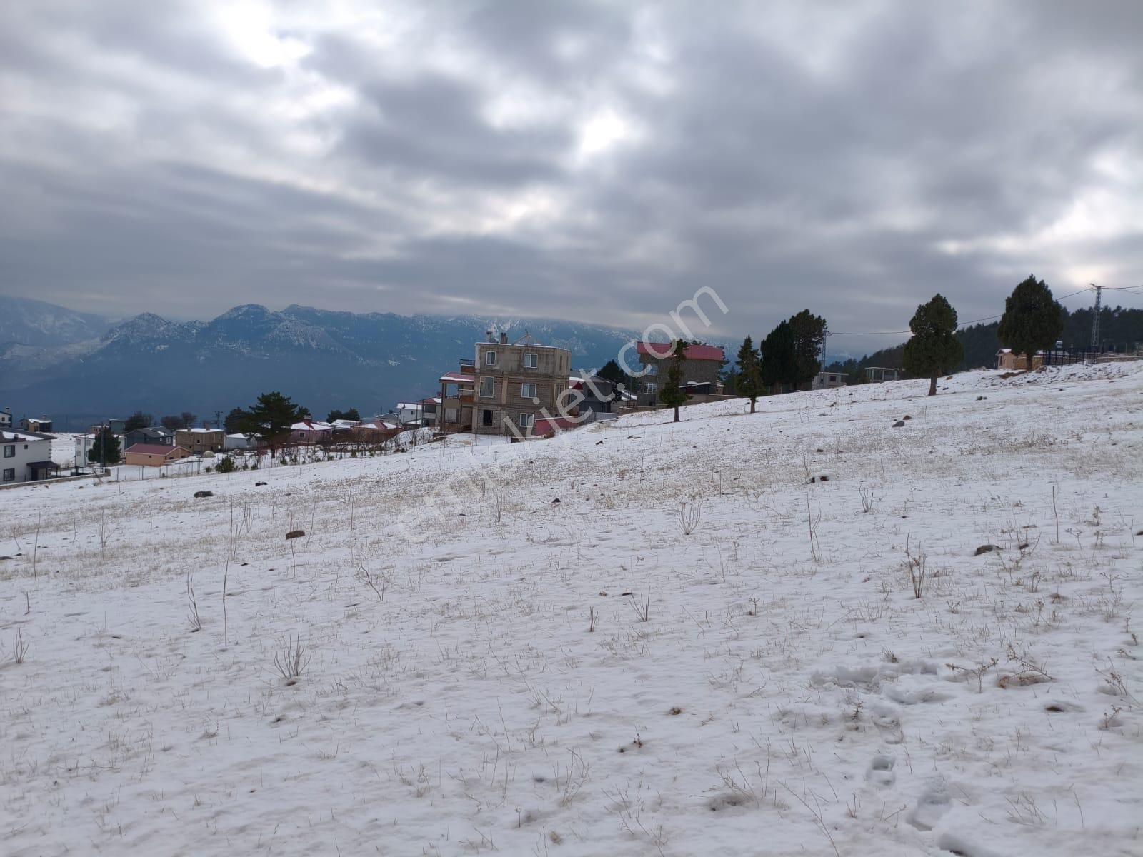 Kar Emlaktan Yenikonacık Bozkırlı Mevkiinde 400 M2 Satılık Arsa - Görsel 8