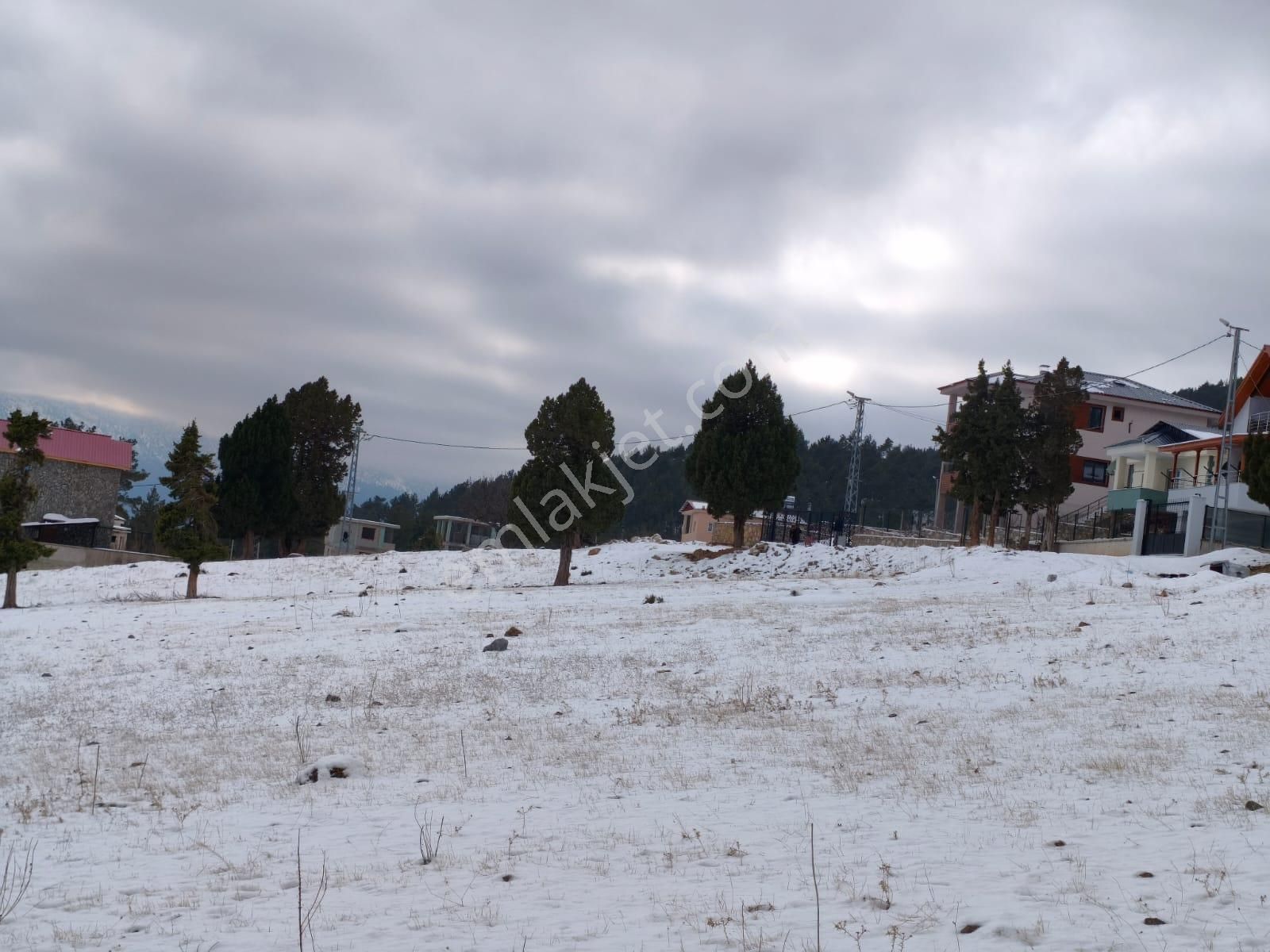 Kar Emlaktan Yenikonacık Bozkırlı Mevkiinde 400 M2 Satılık Arsa - Görsel 25