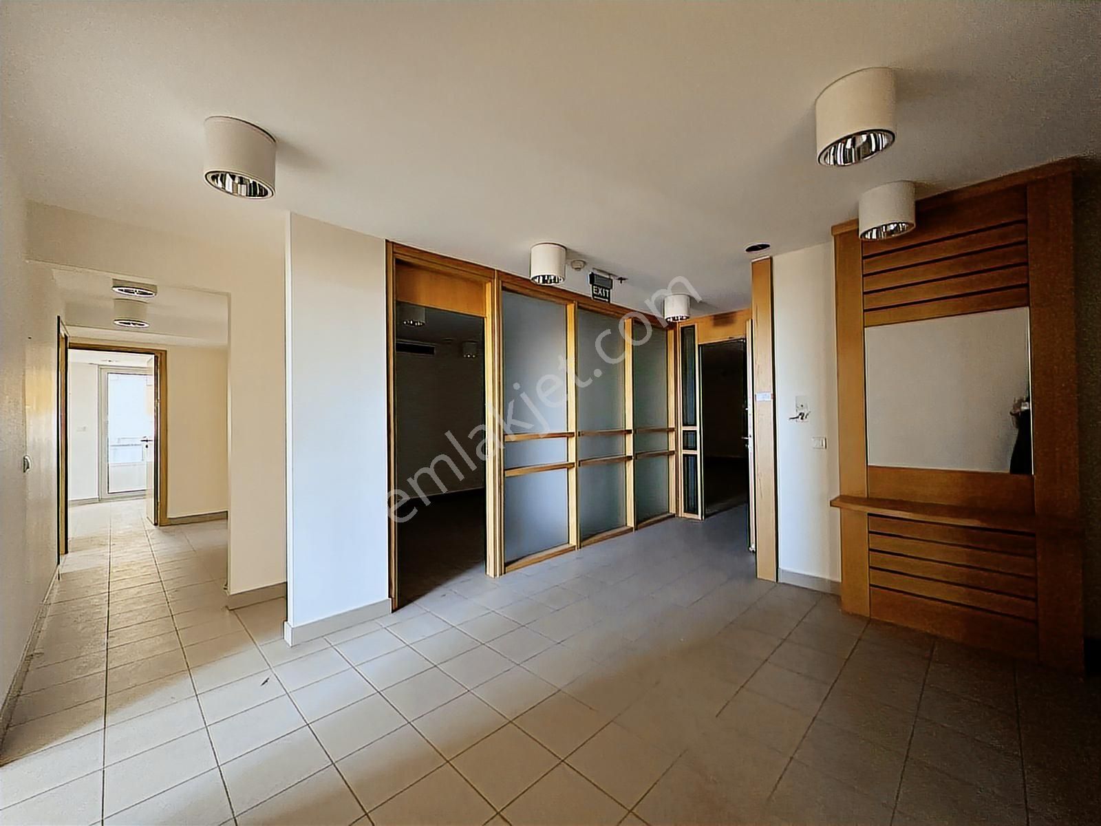 Çankaya Atakule Yakını Net 763 M2 Otoparklı Dubleks Kiralık Ofis - Görsel 25