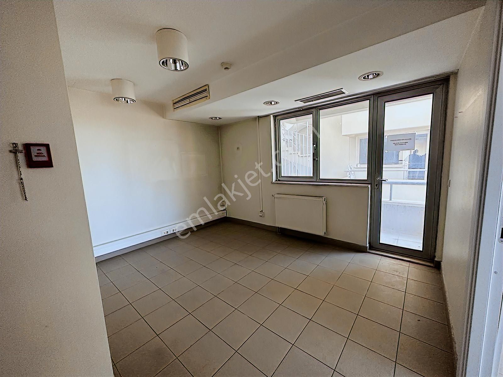 Çankaya Atakule Yakını Net 763 M2 Otoparklı Dubleks Kiralık Ofis - Görsel 18