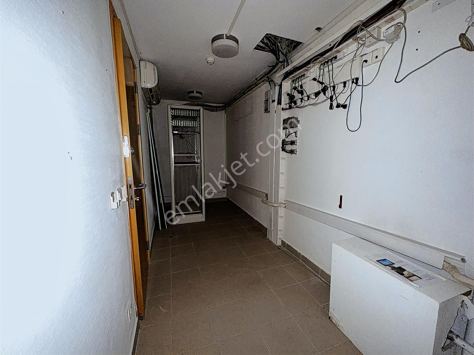 Çankaya Atakule Yakını Net 763 M2 Otoparklı Dubleks Kiralık Ofis - Görsel 31