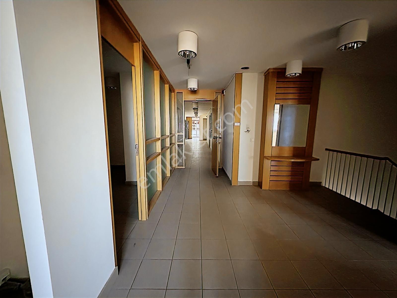 Çankaya Atakule Yakını Net 763 M2 Otoparklı Dubleks Kiralık Ofis - Görsel 24