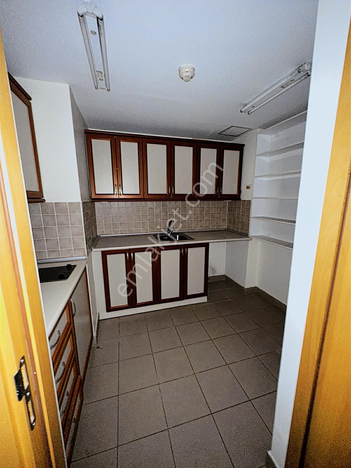 Çankaya Atakule Yakını Net 763 M2 Otoparklı Dubleks Kiralık Ofis - Görsel 12