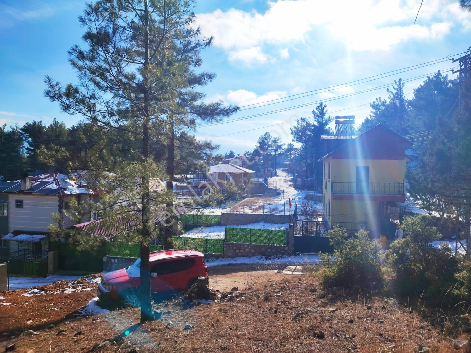 Kar Emlaktan Yenikonacık Kırıntı Mevkiinde 300 M2 Satılık Arsa - Görsel 3