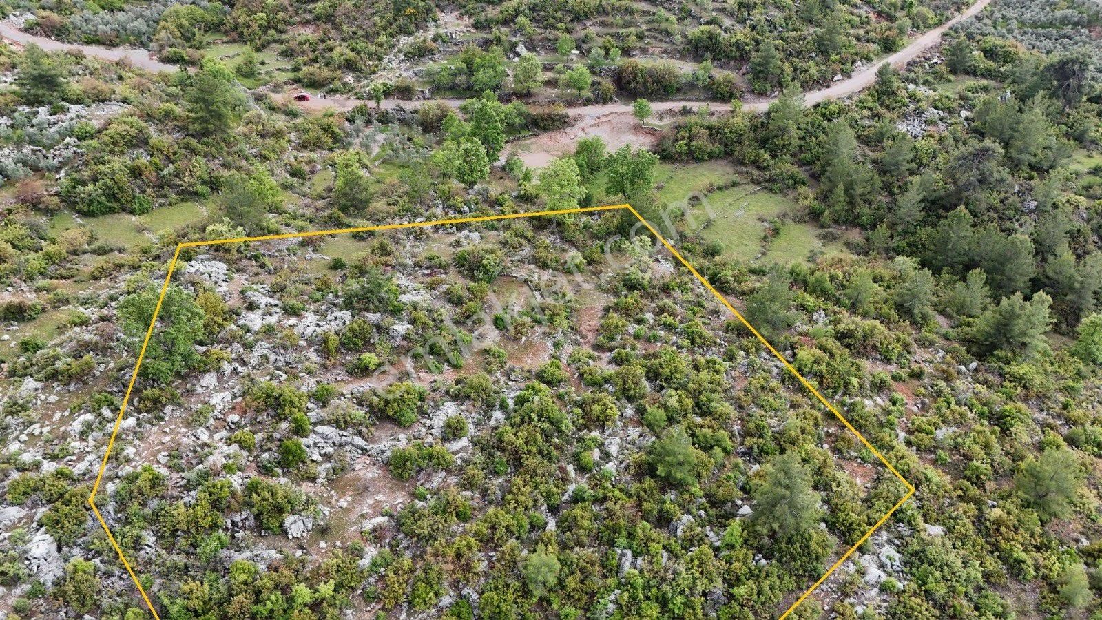 Alanya Karamanlarda Satılık 3.600 M2 Tarla - Görsel 5