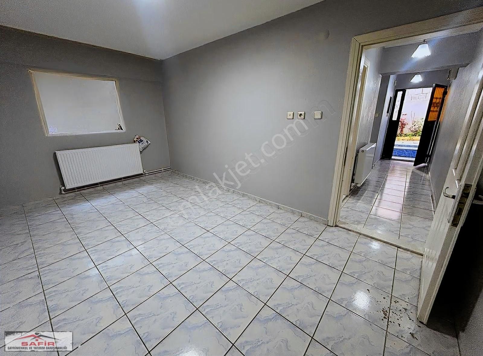 Safirden Adatepe 1+1 Kapalı Mutfak Daire