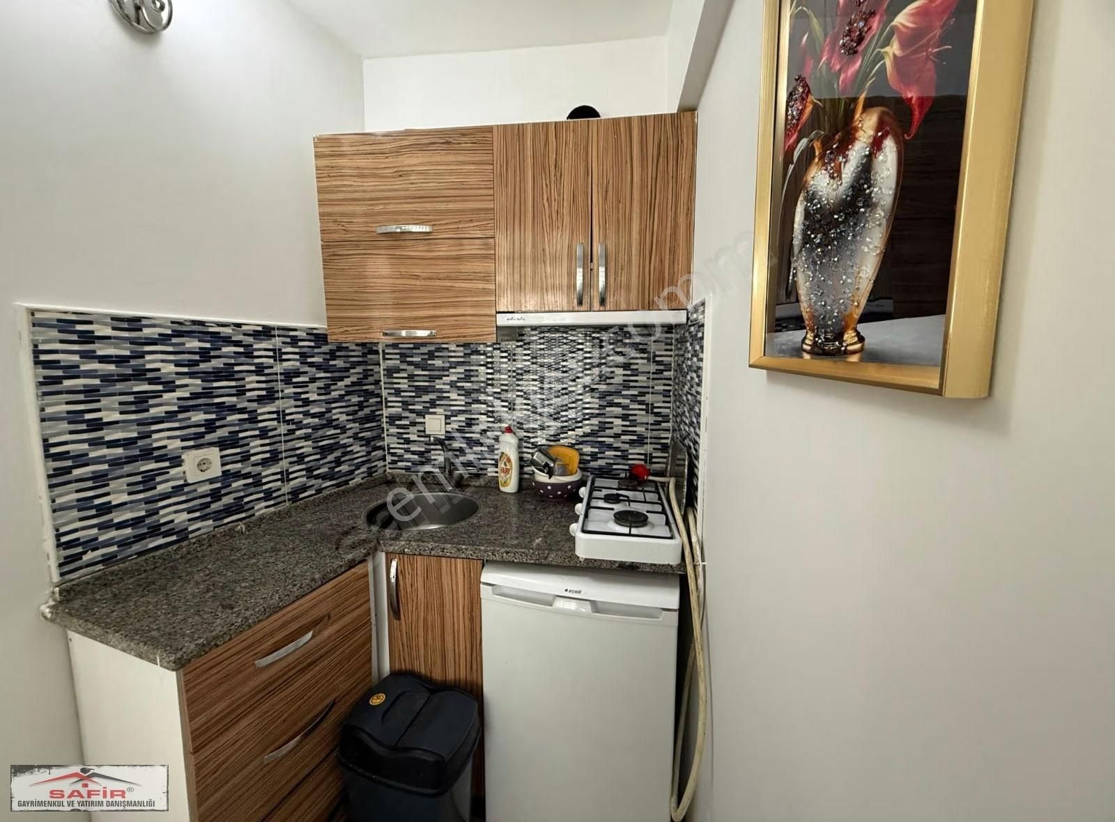 Safir'den Satılık Metin Göktepe Caddesinde Arakat 2+1 Daire - Görsel 9