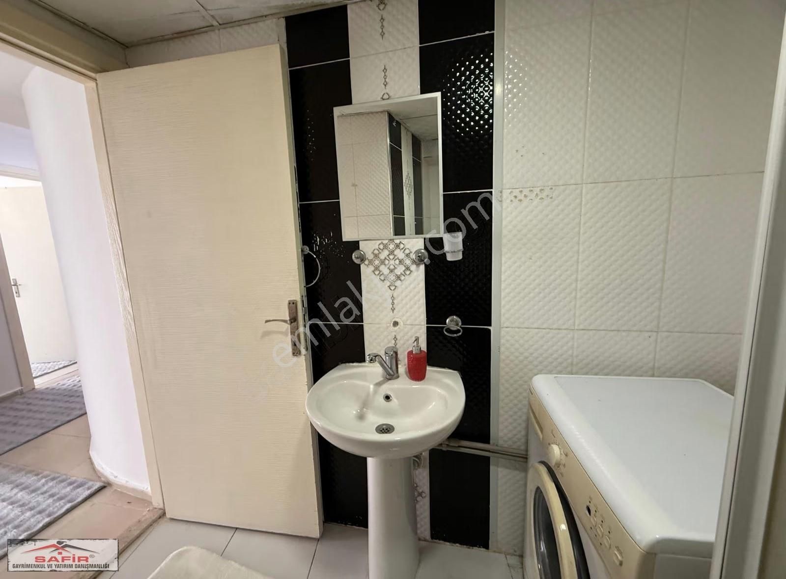 Safir'den Satılık Metin Göktepe Caddesinde Arakat 2+1 Daire - Görsel 5