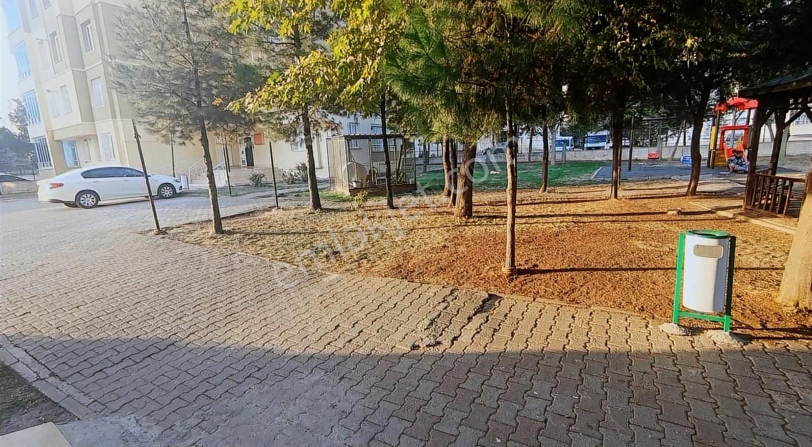 Karen Emlak Tan Bağcilarda Zana Düğün Salon Arkasında 3480 Bin - Görsel 20
