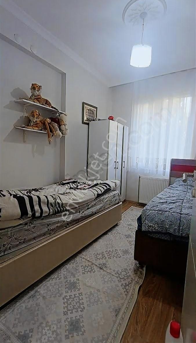 Karen Emlak Tan Bağcilarda Zana Düğün Salon Arkasında 3480 Bin - Görsel 9