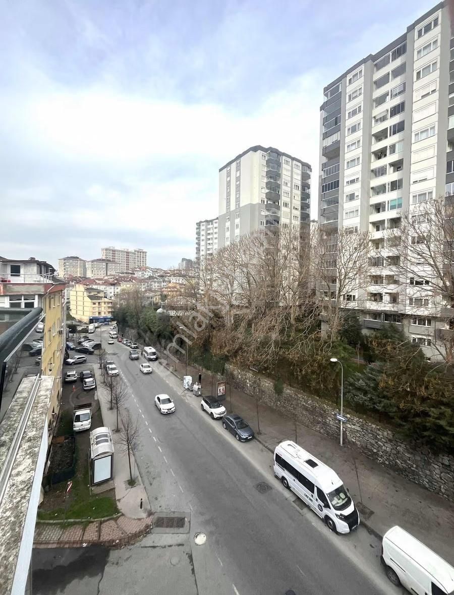Merkezi Lokasyonda_metro Yakın_teraslı_satılık_dubleks 4+1 Daire