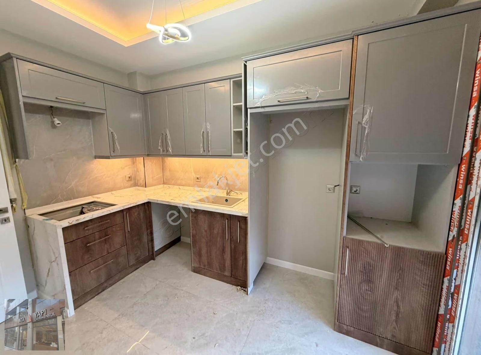 Ata Gayrimenkulden Fatihte Kapalı Mutfak Ön Cephe 2+1 - Görsel 12