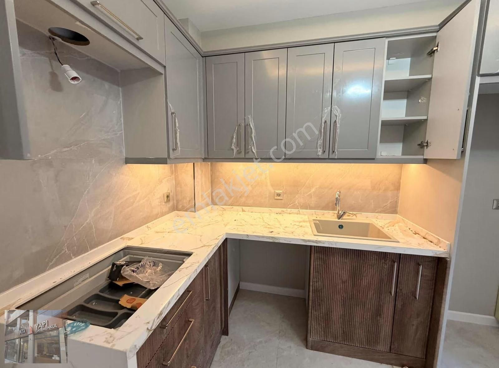 Ata Gayrimenkulden Fatihte Kapalı Mutfak Ön Cephe 2+1 - Görsel 13