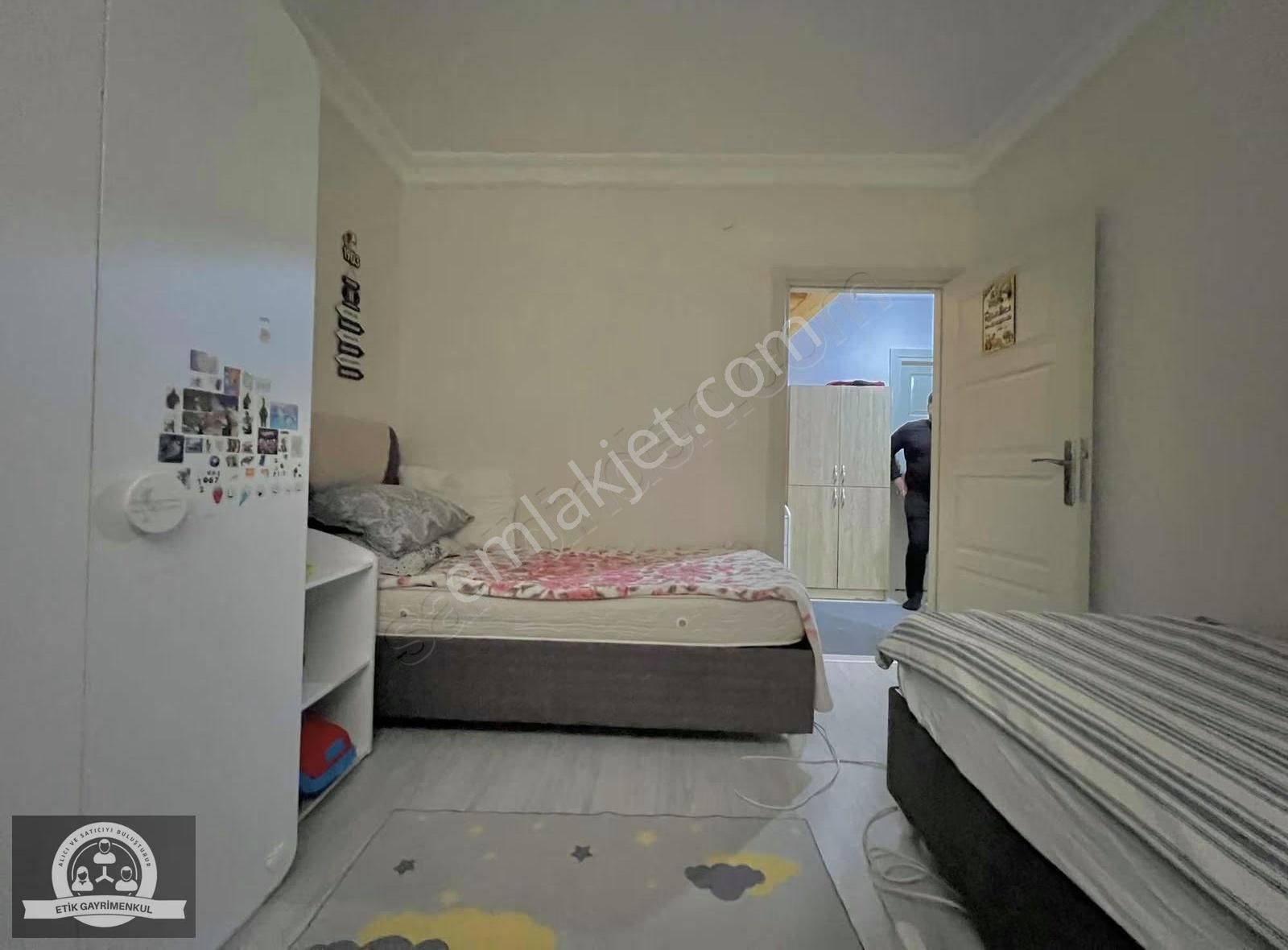 Eyüp Sultanda Satılık 3+1 Ters Dubleks 20.000 Tl Kiracılı - Görsel 14