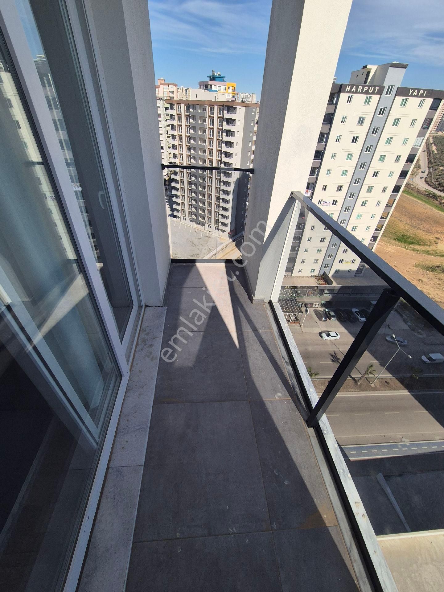 Bulvar Üzeri 1+1 Full Ve Sıfır Eşyalı Site İçi Güvenlikli Kiralık Daire - Görsel 17