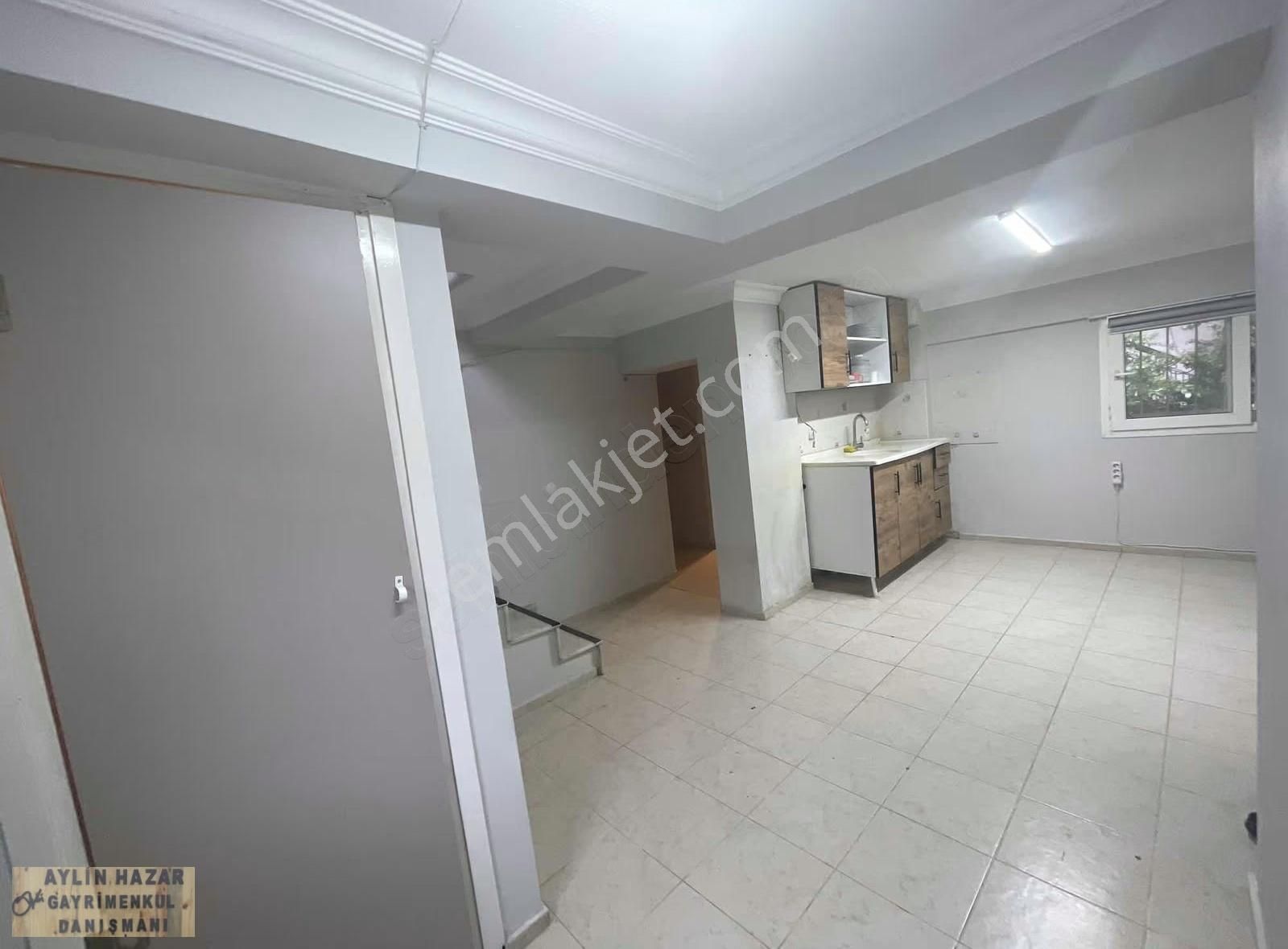 Urla Merkezde Bahçe Katı 2+1 Kiralık Daire ! - Görsel 2