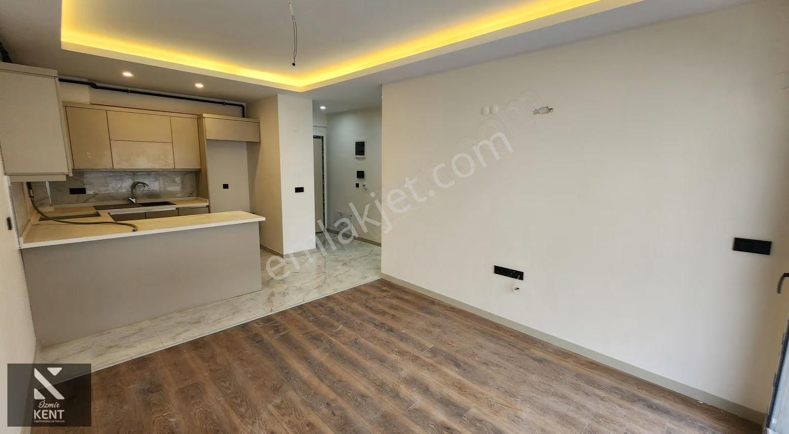 Kemalpaşa Ulucak Satılık Havuzlu Site İçi Hazır 2+1 Lüks Daire - Görsel 28