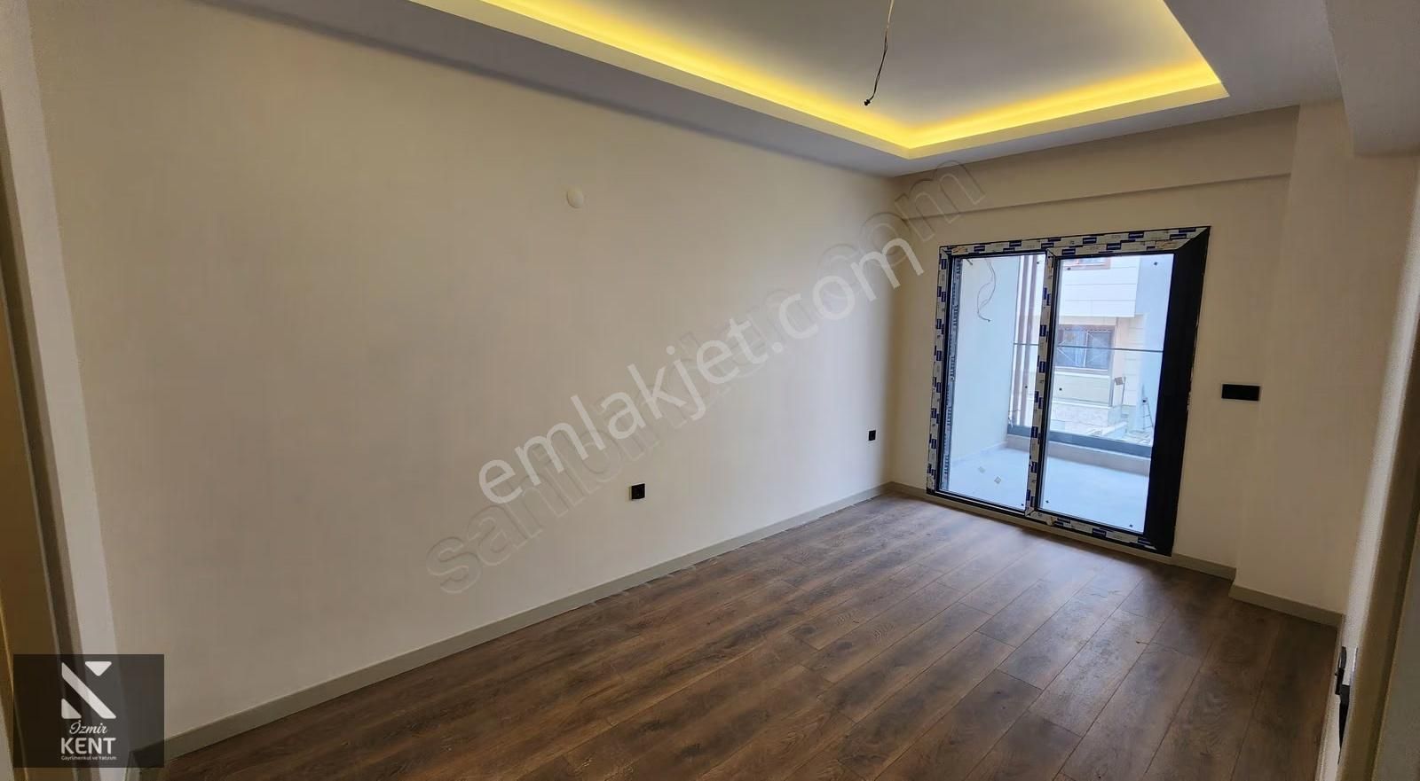 Kemalpaşa Ulucak Satılık Havuzlu Site İçi Hazır 2+1 Lüks Daire - Görsel 24