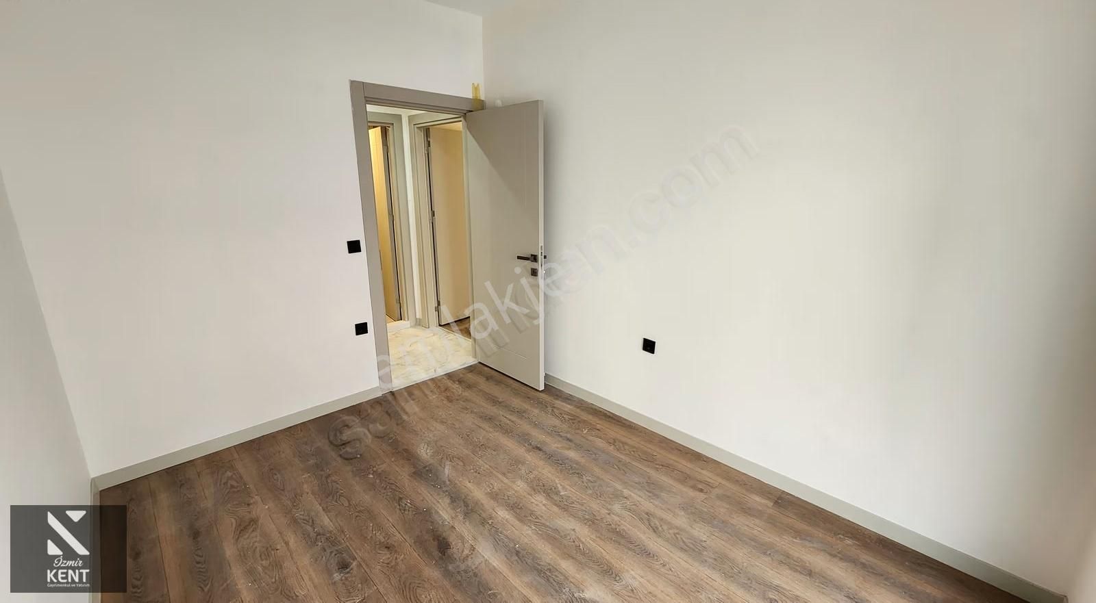 Kemalpaşa Ulucak Satılık Havuzlu Site İçi Hazır 2+1 Lüks Daire - Görsel 12