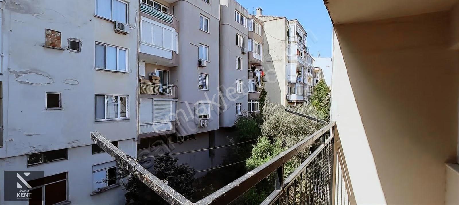 Balçova Fevzi Çakmak Mahallesi Kiralık Daire 2+1 Jeotermalli - Görsel 28